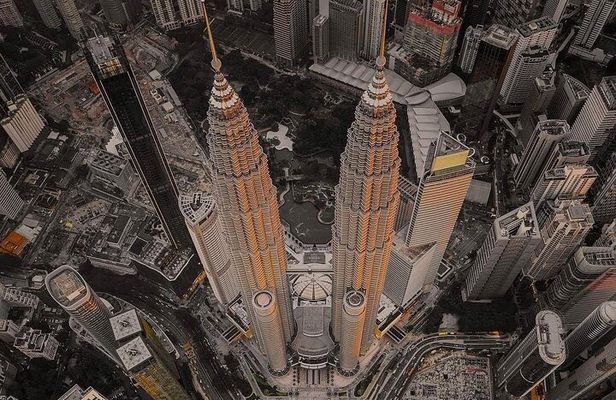Skip the Line: Petronas Twin Tower Ticket & Short City Trip