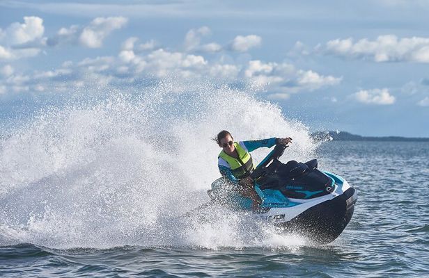 Golden Eye Sunset Jet Skiing in Darwin
