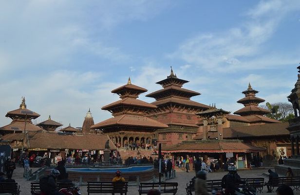 Nepal Highlights 9-Day Private Tour: Kathmandu, Pokhara & Chitwan