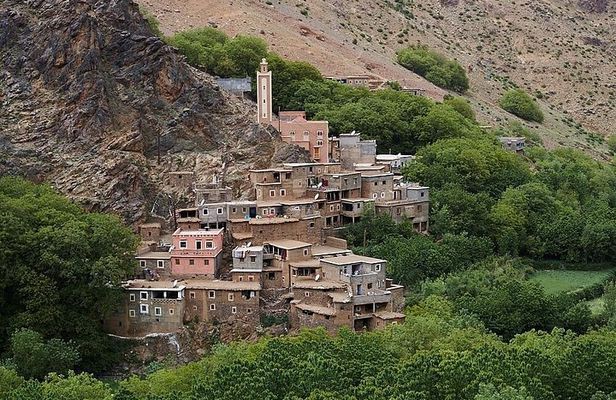 Atlas Mountains Tour With a Guide from Marrakech