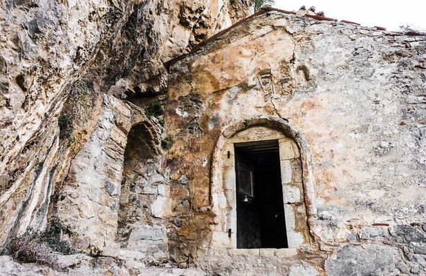 Private Monasteries Tour from Athens