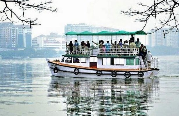 Kochi Shore Excursion: Cochin Harbor Cruise with Glimpse of Cochin Private Tour