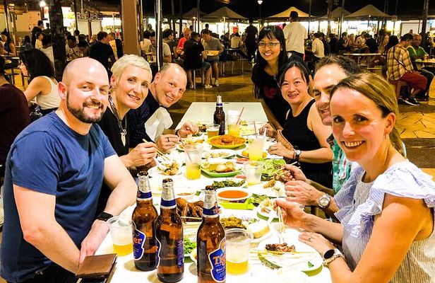 Singapore Street Food Tour with a Local: A Feast for Foodies 100% Personalized