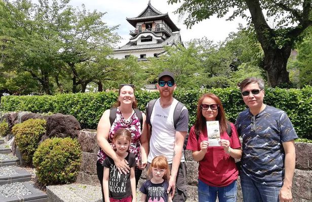 Half-Day Inuyama Castle and Town Tour with Guide