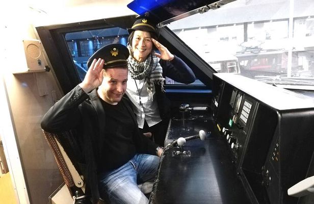 Guided Half-day Tour(PM) to Nagoya Castle and Modern Technology at SCMAGLEV