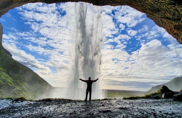3 Day Tour Jokulsarlon - Golden Circle - South Coast - Glacier Hike - Boat Tour