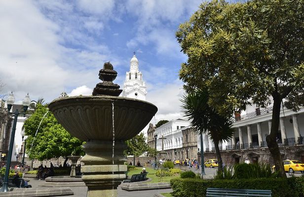 Quito Old Town Chocolate and Ice cream Experience