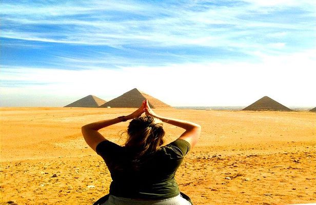 Private Unique Tour:Skip the Line into Giza Pyramids,Sphinx,Sakkara, Tombs 