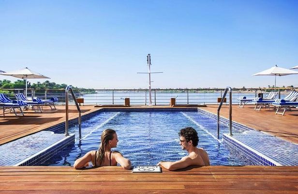 From Luxor:7-Night Luxury Nile River Cruise & Hot Air Balloon