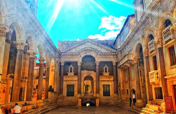 Wonderful Split - Diocletian's Palace Private Walking Tour 