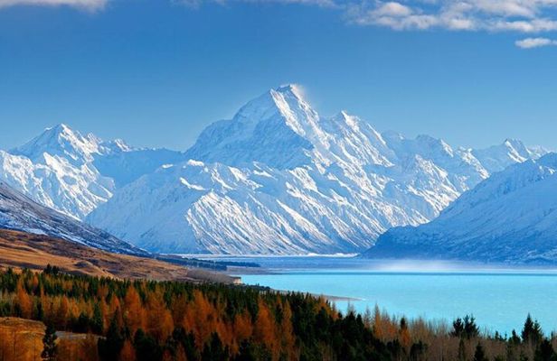 Queenstown to Christchurch One-Way Tour via Mt Cook & Lake Tekapo