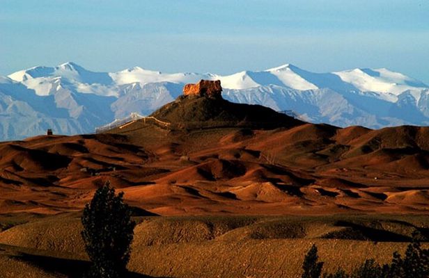 Private Silk Road Hiking Day Tour of Yangguan Pass Including Lunch