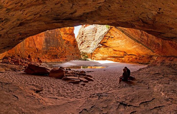 Bungle Bungle Flight & Domes To Cathedral Gorge Walking Tour