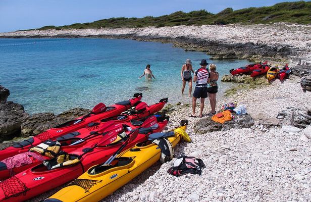 Half day Guided Sea Kayaking Activity in Hvar