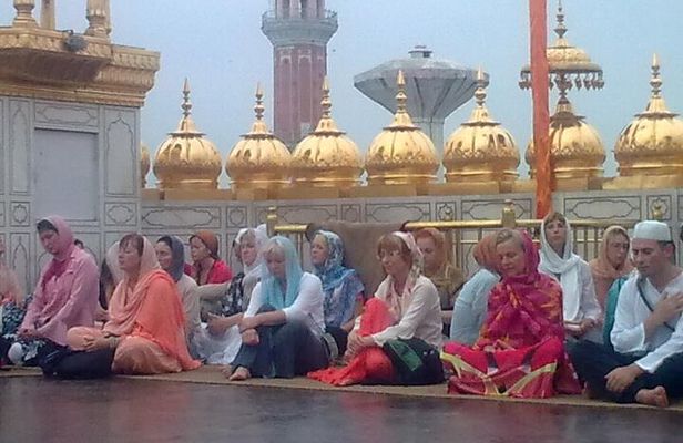 Amritsar: Golden Temples & Historic Sites Tour