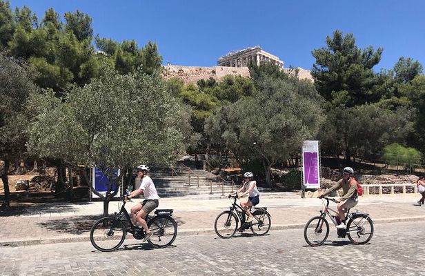 Athens Highlights by E-Bike: Small-Group Historic Tour