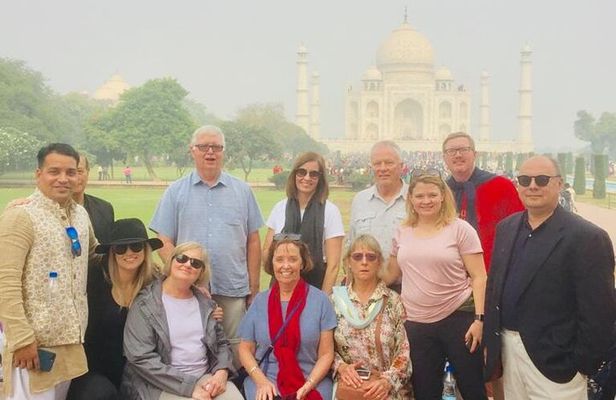 Private Taj Mahal & Agra Day Tour by Superfast Train From Delhi
