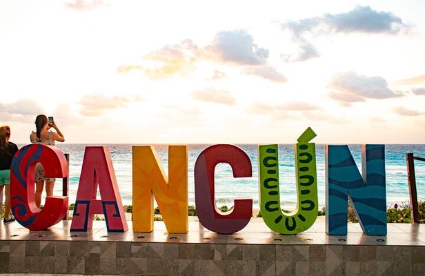 Cancun City Sightseeing Tour