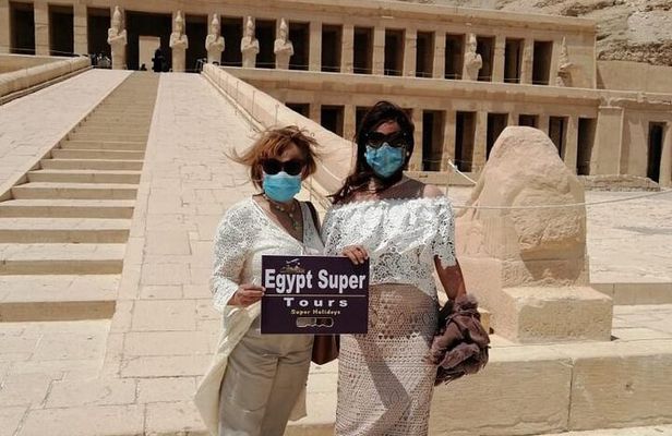 Full Day Tour to East and West Banks in Luxor-Sharing a small group