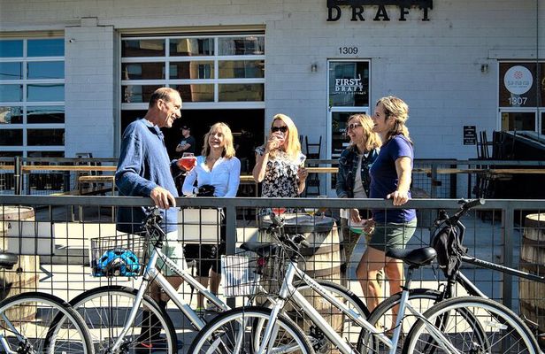Bike & Brew: Beautiful Denver Downtown Tour by E-Bike or Bicycle