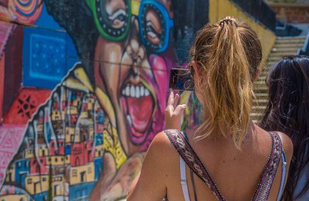 Private tour: Street Art in Medellín - Urban Art & Cultural Identity