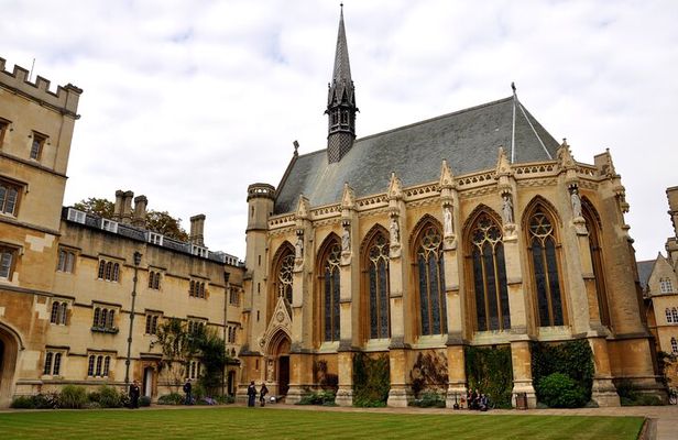 Oxford: Official CS Lewis and JRR Tolkien Walking Tour