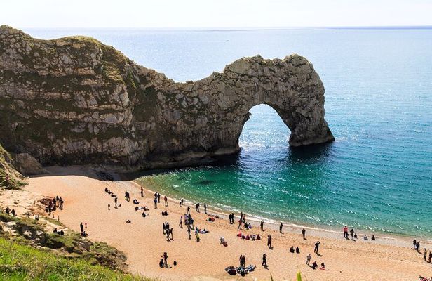 Lulworth Cove & Durdle Door Mini-Coach Tour from Bournemouth
