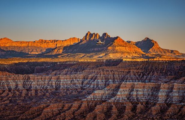 100 Mile Zion National Park Panoramic Helicopter Flight