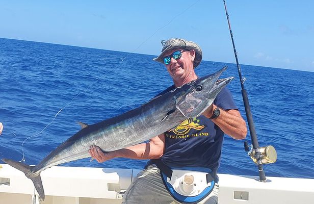 Full-Day Deep Sea Fishing Adventure in Sint Maarten