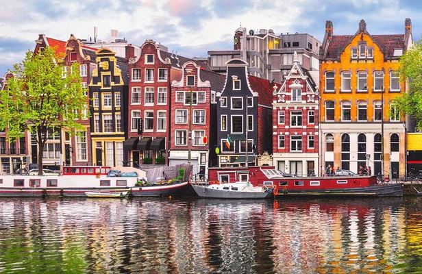 Amsterdam private guided tour with Marieke, local guide