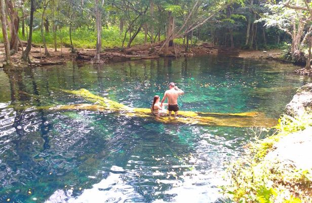 Punta Cana Cenote Hoyo Claro Hiking Tour + Juanillo Beach