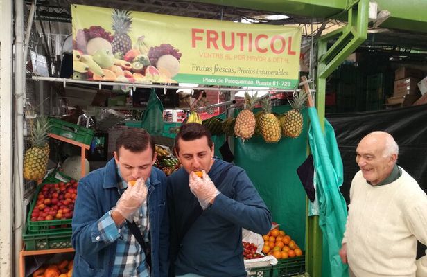 Experience of Exotic Fruits in Paloquemao Market