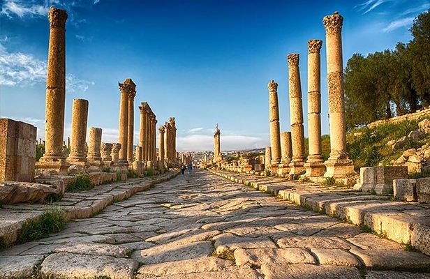 Private Tour to Jerash and Ajloun from Dead Sea 
