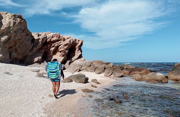 Snorkeling on a hidden beach (Hike)