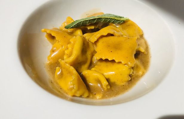 Turin Street Food Tour — StreetFood D’Luxe Experience