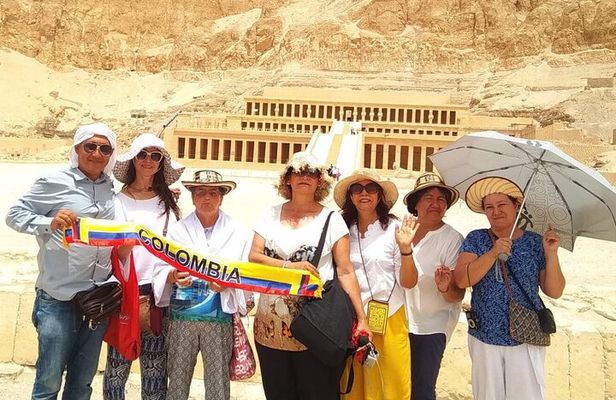 Cairo : Private Day Tour to Luxor by Plane ,Lunch & Entrance Fee