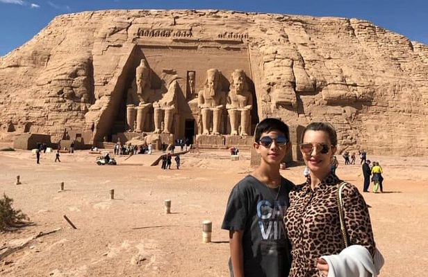 Private Full-Day Abu Simbel Temple Tour from Cairo by Plane