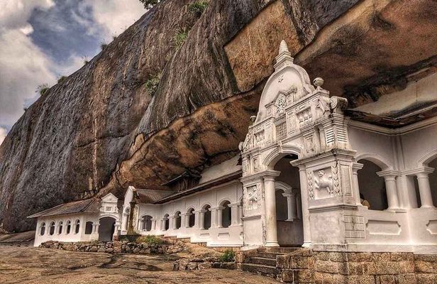 Private 7-Day Tour around Sri Lanka