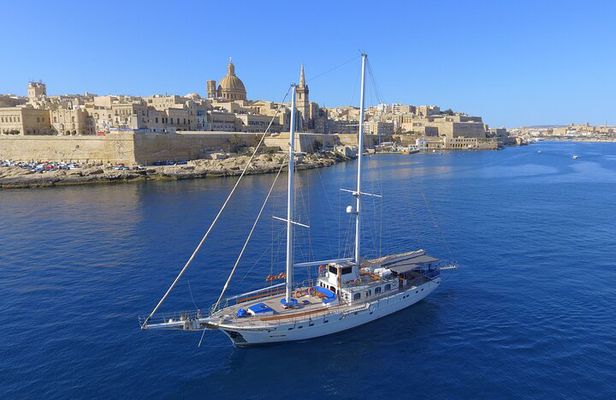 Hera Round Malta & Comino Blue Lagoon