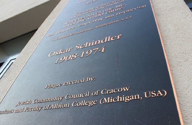 Krakow: Schindler's Factory Small-Group Guided Tour