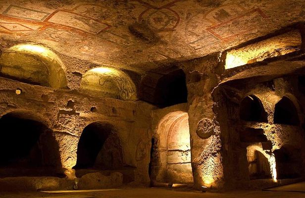 Rome: Catacombs and Basilicas with Holy Stairs Tour