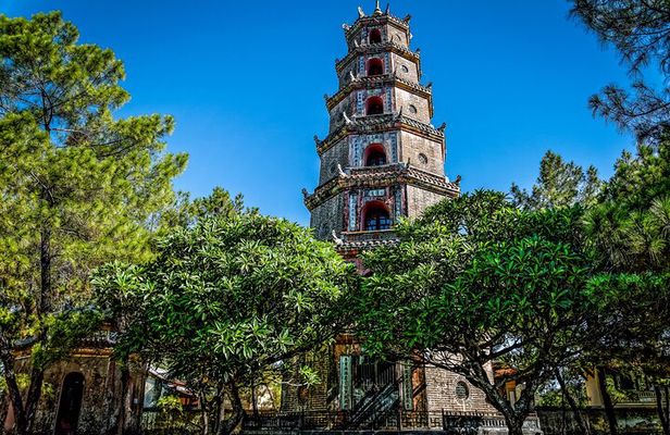 Hue: Full-day Discovering Hue's Heritage And Artisan Traditions