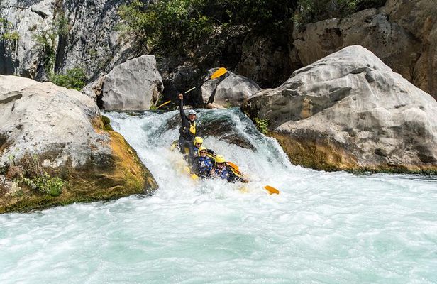 Multi Adventure Experience - Rafting with elements of canyoning