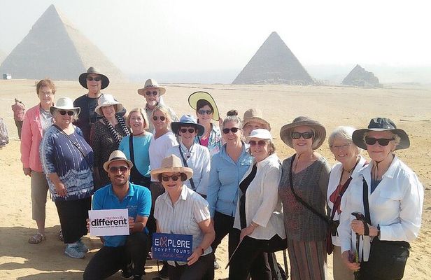 Private guided tour to Giza Pyramids & Saqqara as you never seen