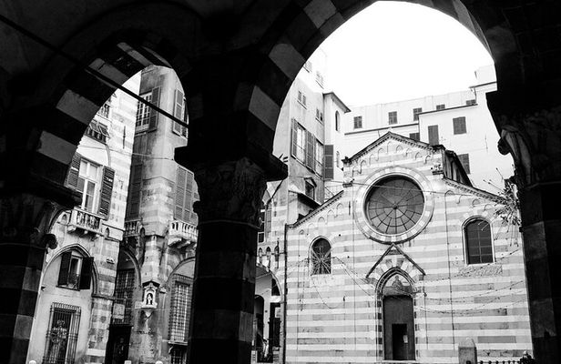 Essential Genoa Photo Tour
