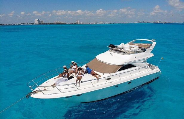 Private Yacht SeaRay 46ft Cancun 25P17