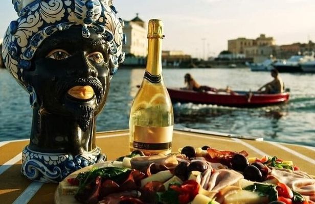 Boat Excursion to Ortigia with Typical Homemade Lunch