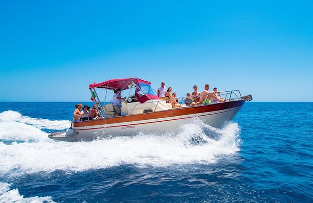  Full day Capri Island Small Group Boat Tour from Naples