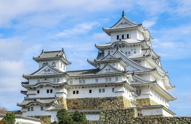 A Tour to Visit Himeji's Popular Destinations in a day!