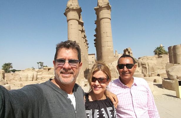 Hurghada : Guided Day Tour to Luxor & Transfer Rounded trip
